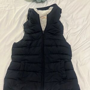 hollister winter vest size L navy blue